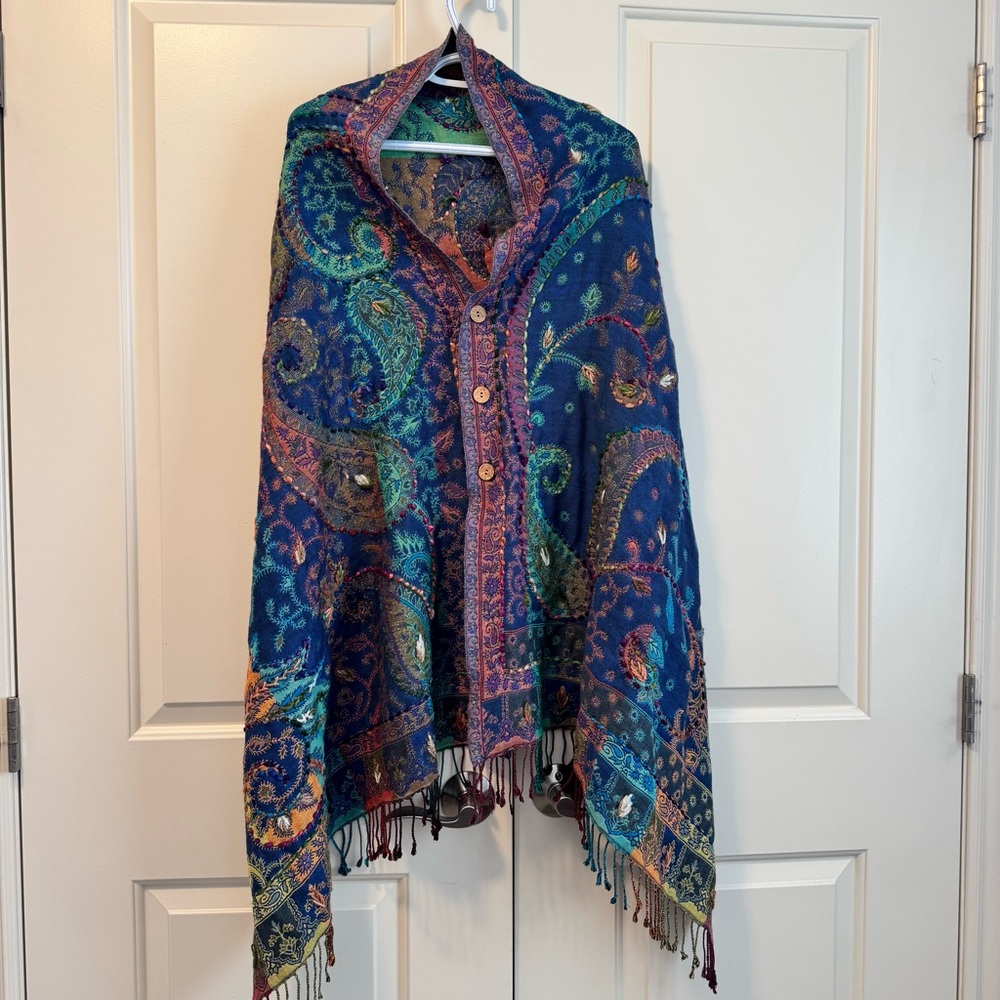 Paper Lace Paisley Patterned Bohemian Wrap Shawl Poncho Wrap Button Front
